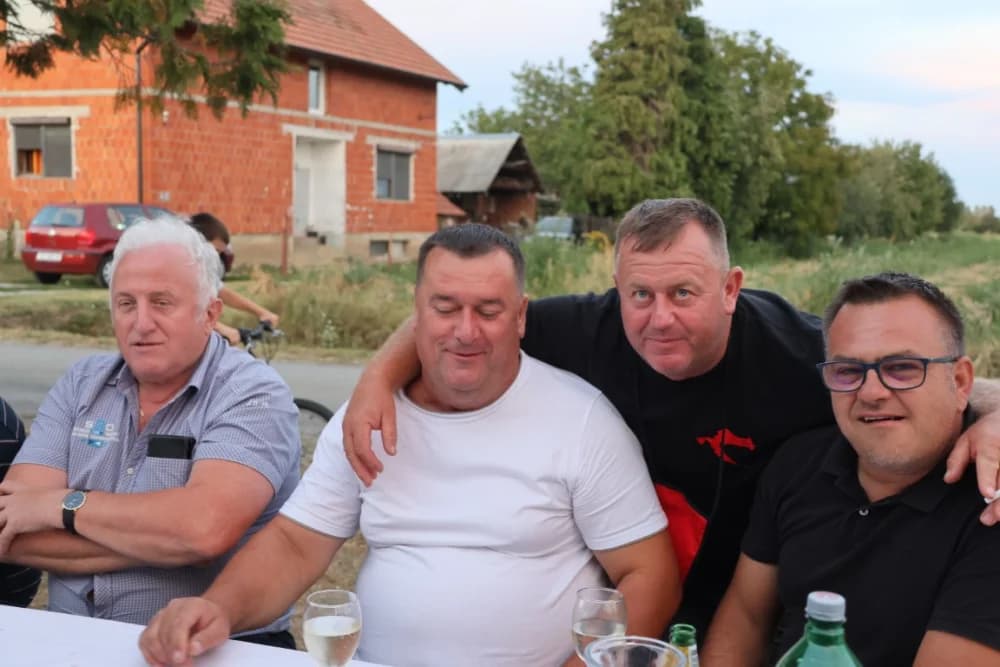 MJEŠTANI NA OKUPU: Žitelji Novih Bešinaca družili se sa susjedima, te onima koji rade u inozemstvu