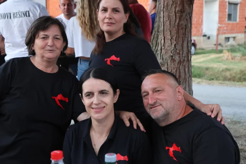 MJEŠTANI NA OKUPU: Žitelji Novih Bešinaca družili se sa susjedima, te onima koji rade u inozemstvu