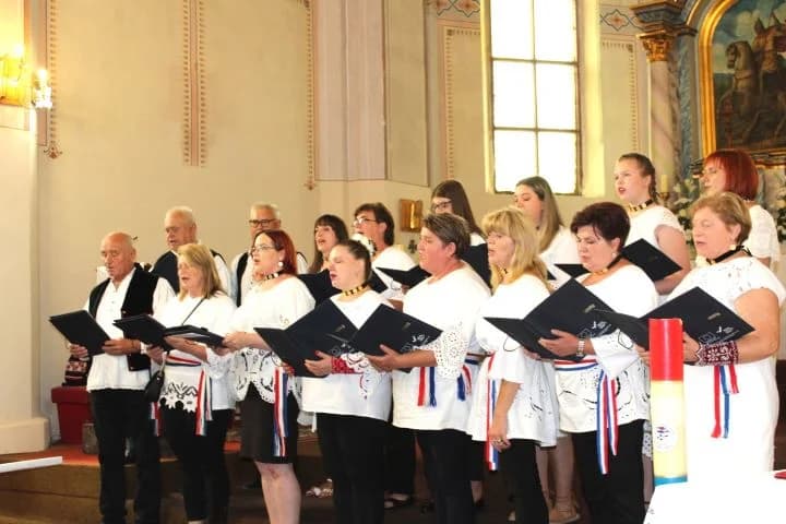 Na blagdan Gospe Snježne u Buku održana 10. Smotra pučkog crkvenog pjevanja