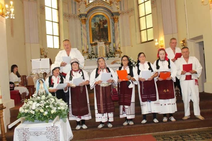 Na blagdan Gospe Snježne u Buku održana 10. Smotra pučkog crkvenog pjevanja