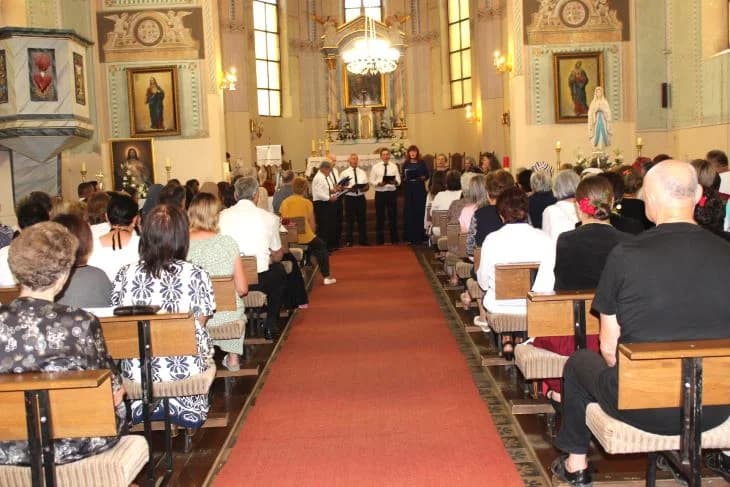 Na blagdan Gospe Snježne u Buku održana 10. Smotra pučkog crkvenog pjevanja