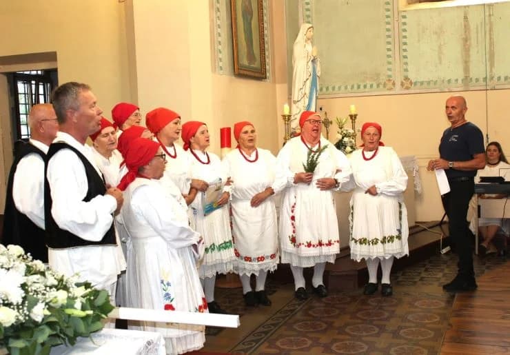 Na blagdan Gospe Snježne u Buku održana 10. Smotra pučkog crkvenog pjevanja