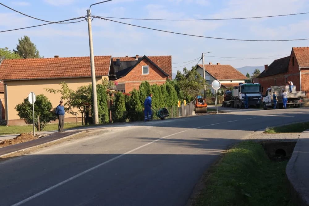 Jakšićani dobili još jednu novu pješačku stazu: Vrijednost investicije gotovo 33 tisuće eura /FOTO/