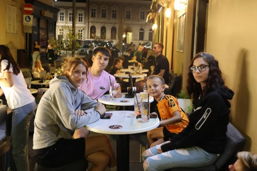 Domaćih sedam glazbenika u čast legendarnog Kiće Slabinca pjevalo i sviralo njegove najljepše pjesme