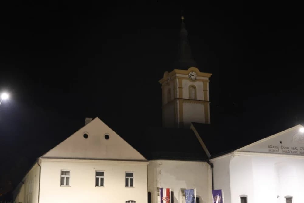 Domaćih sedam glazbenika u čast legendarnog Kiće Slabinca pjevalo i sviralo njegove najljepše pjesme