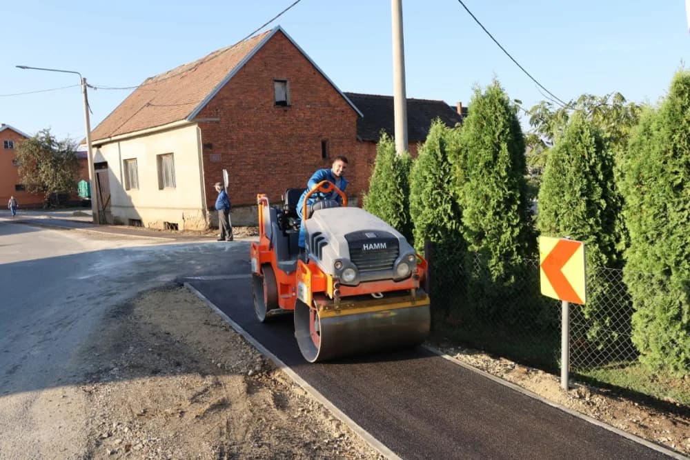 Jakšićani dobili još jednu novu pješačku stazu: Vrijednost investicije gotovo 33 tisuće eura /FOTO/