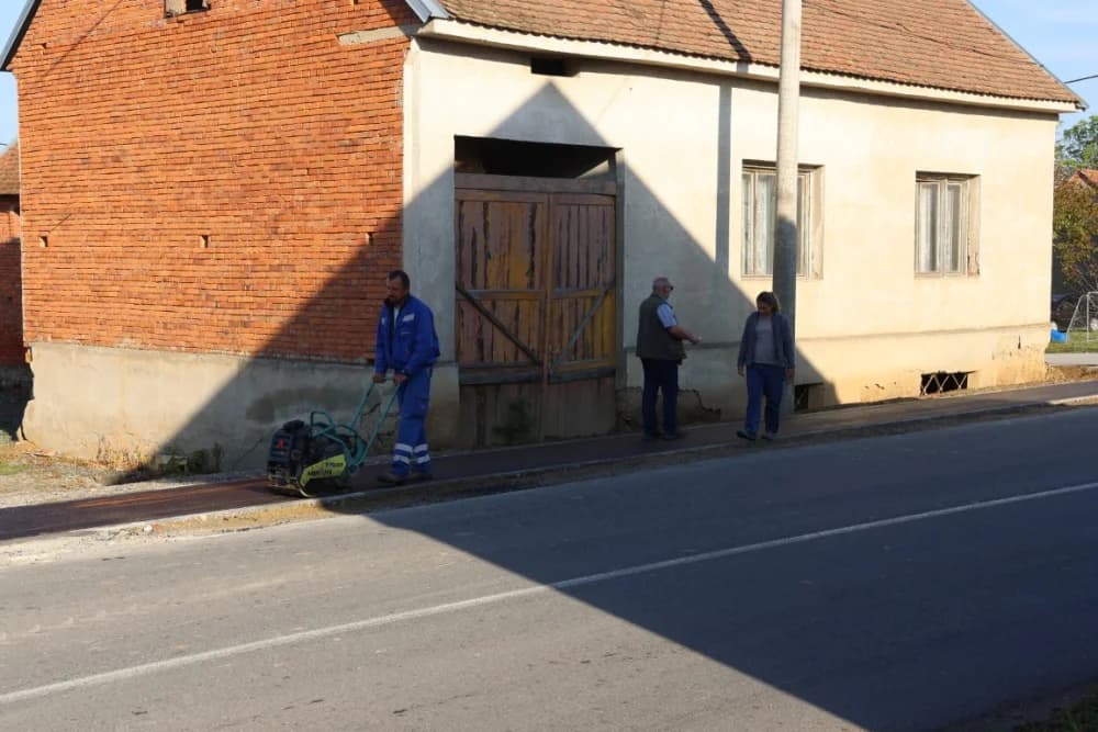Jakšićani dobili još jednu novu pješačku stazu: Vrijednost investicije gotovo 33 tisuće eura /FOTO/