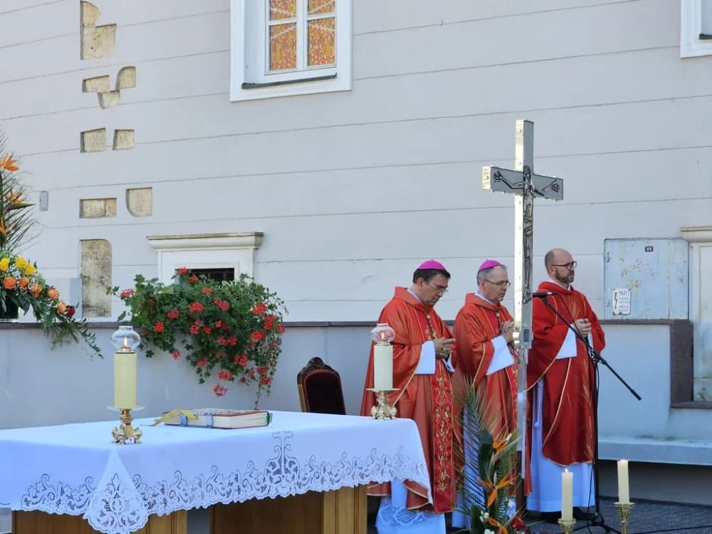 (FOTO-VIDEO) Svečanim euharistijskim slavljem proslavljena svetkovina sv. Lovre zaštitnika Požeške biskupije