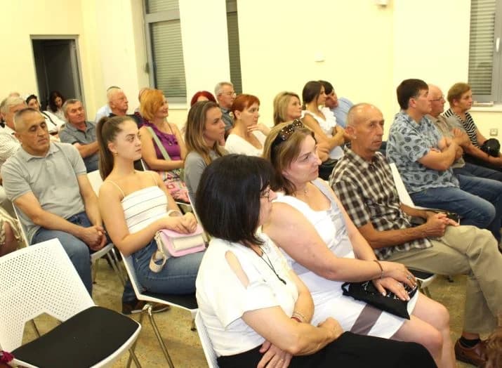 VEČER DUHOVNE POEZIJE U PLETERNICI: Predstavljena zbirka pjesama Peje Šimića „Čovječe, prizemlji se“