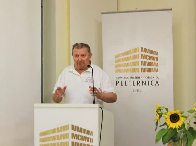 VEČER DUHOVNE POEZIJE U PLETERNICI: Predstavljena zbirka pjesama Peje Šimića „Čovječe, prizemlji se“