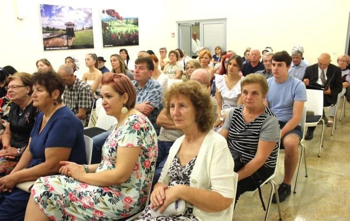 VEČER DUHOVNE POEZIJE U PLETERNICI: Predstavljena zbirka pjesama Peje Šimića „Čovječe, prizemlji se“