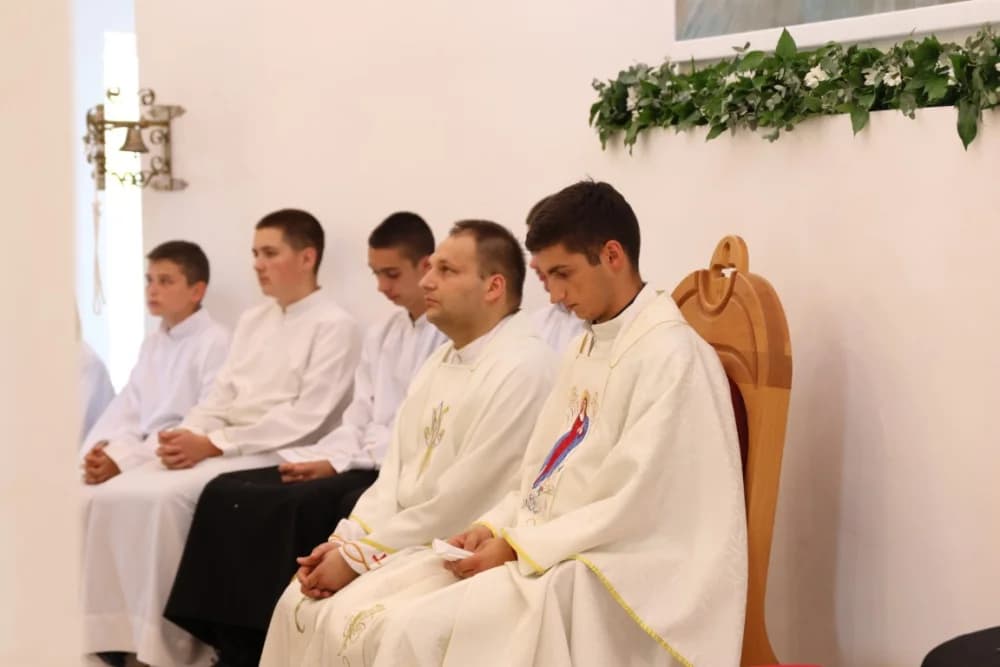 Proslavljen blagdan Velike Gospe u Eminovcima /FOTOGALERIJA/