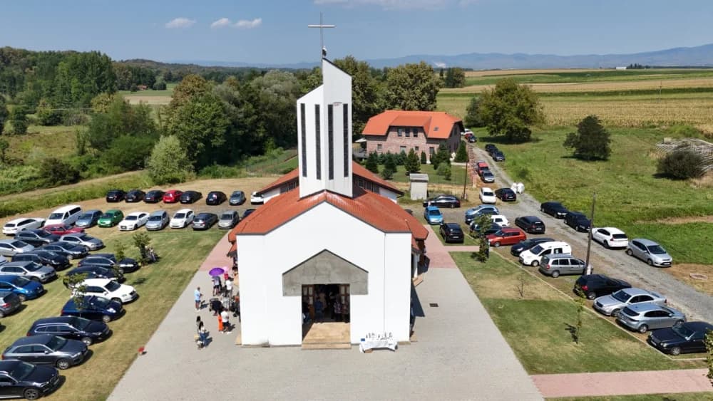 Proslavljen blagdan Velike Gospe u Eminovcima /FOTOGALERIJA/