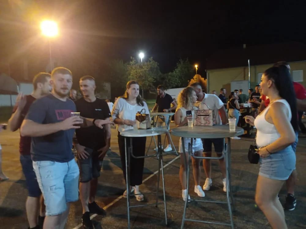Kirvajska zabava uranila zbog obaveza svirača