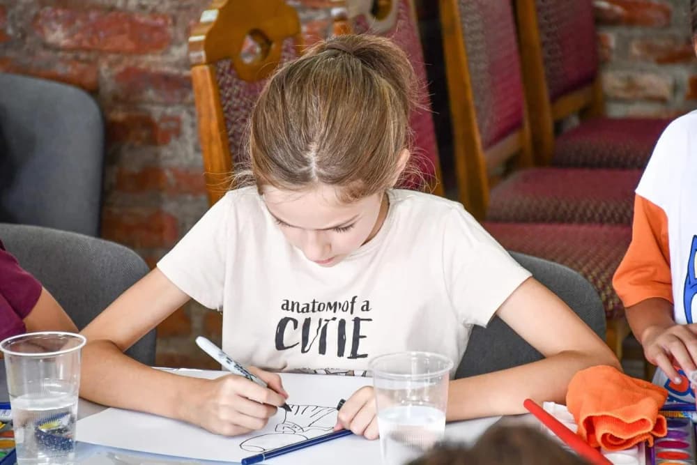 25 mališana na duhovno-likovnoj radionici za djecu u sklopu Duhovnog tjedna u Kutjevu