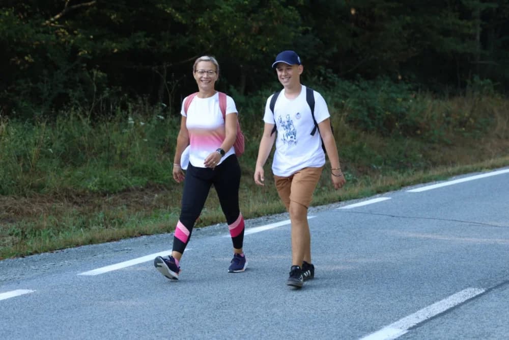 Stotine hodočasnika na putu ka voćinskom svetištu ugostili lovci požeškog Jelena