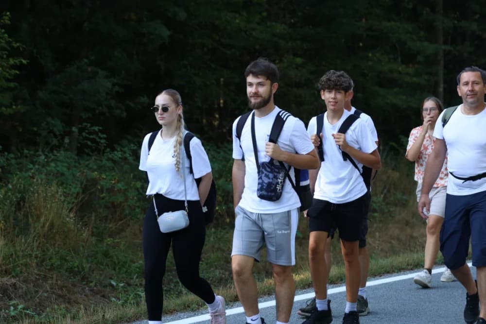 Stotine hodočasnika na putu ka voćinskom svetištu ugostili lovci požeškog Jelena