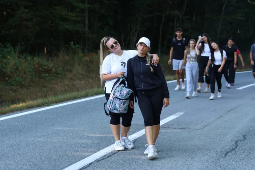 Stotine hodočasnika na putu ka voćinskom svetištu ugostili lovci požeškog Jelena