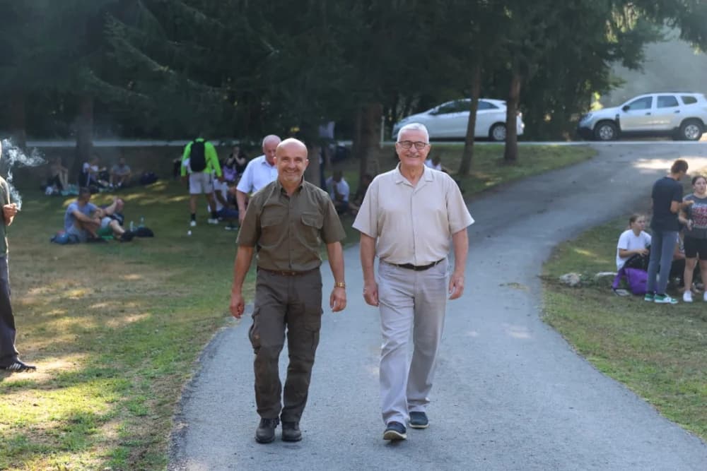 Stotine hodočasnika na putu ka voćinskom svetištu ugostili lovci požeškog Jelena