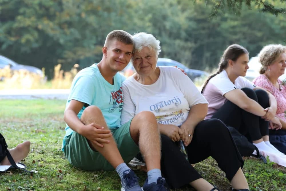 Stotine hodočasnika na putu ka voćinskom svetištu ugostili lovci požeškog Jelena
