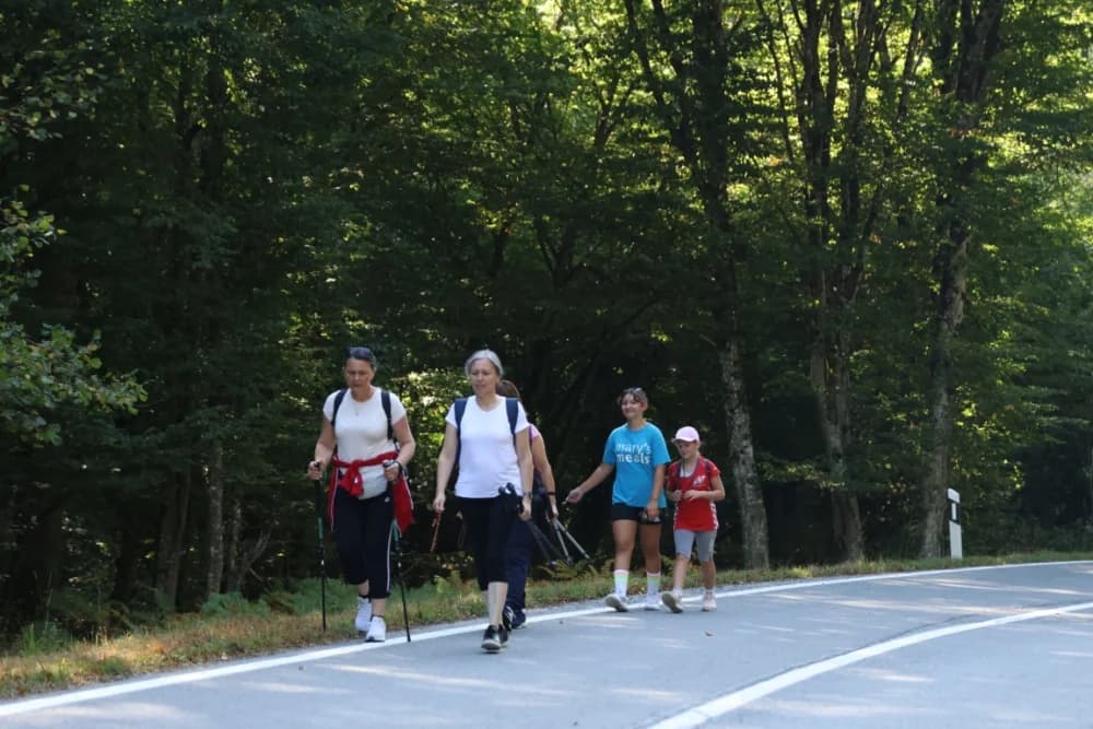 Stotine hodočasnika na putu ka voćinskom svetištu ugostili lovci požeškog Jelena