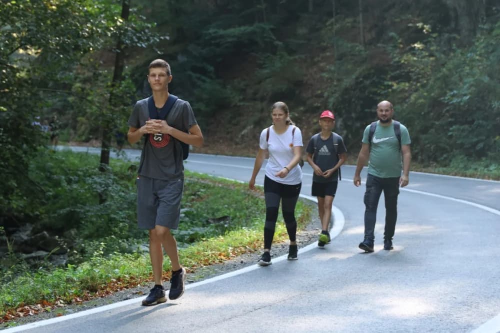 Stotine hodočasnika na putu ka voćinskom svetištu ugostili lovci požeškog Jelena