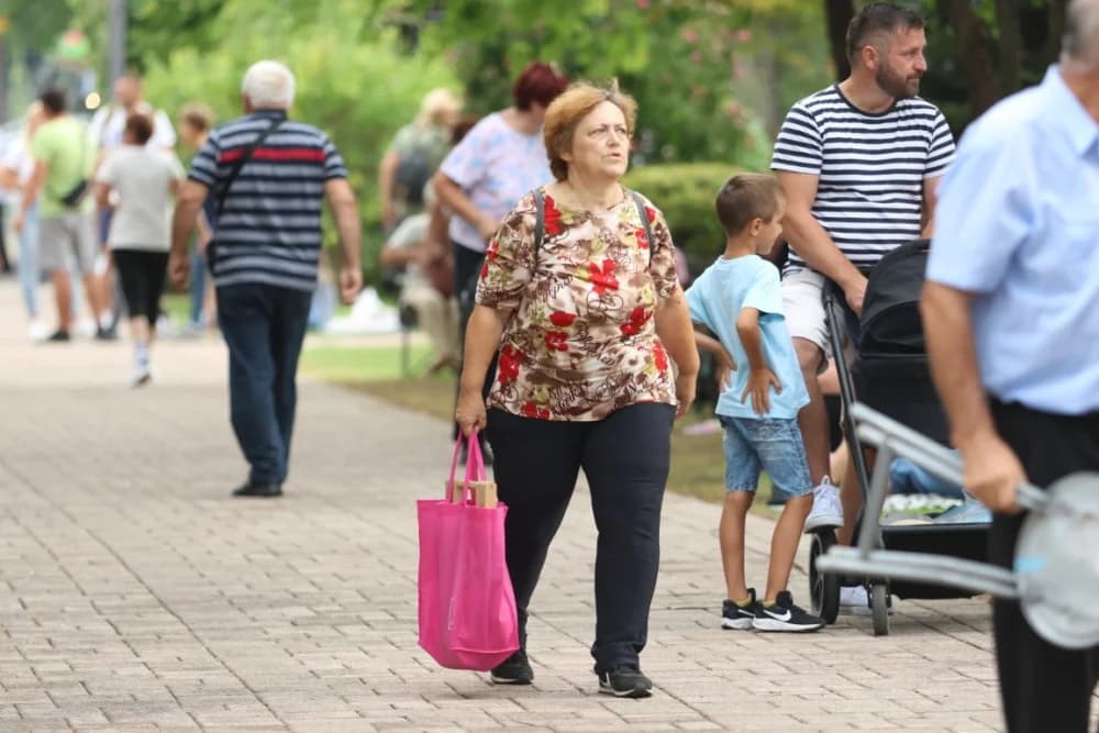 HODOČAŠĆE U VOĆIN: Euharistijskim slvljem i zavjetnom procesijom proslavljena Nebeska Majka