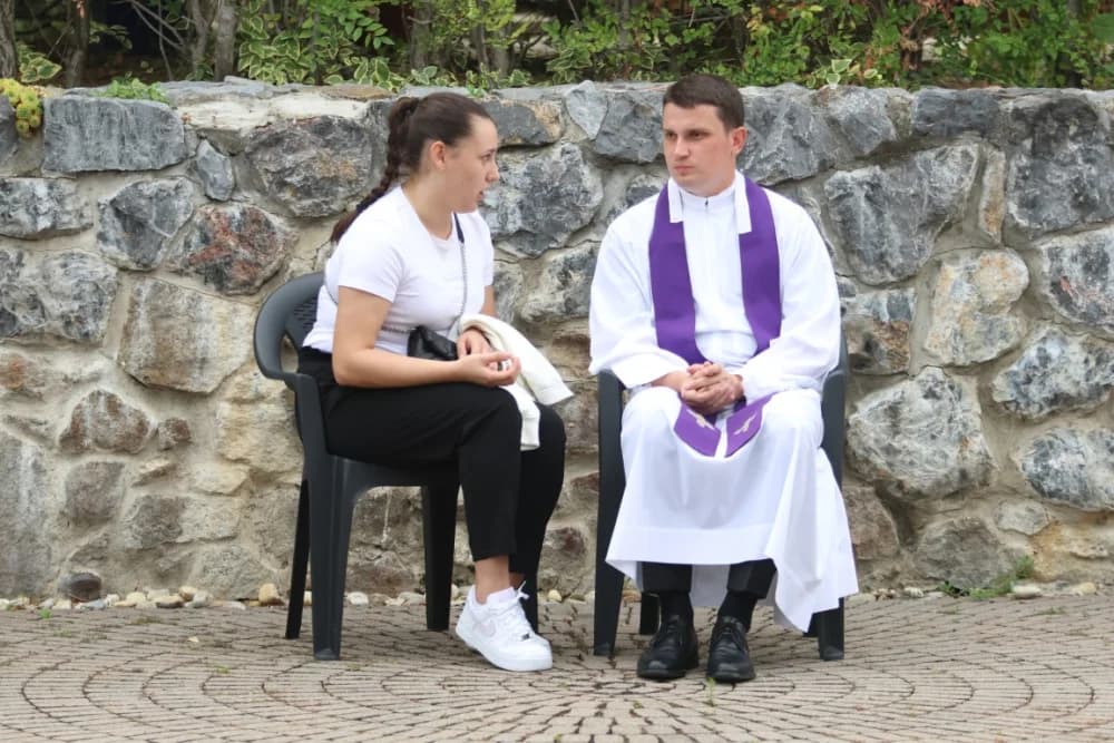 HODOČAŠĆE U VOĆIN: Euharistijskim slvljem i zavjetnom procesijom proslavljena Nebeska Majka