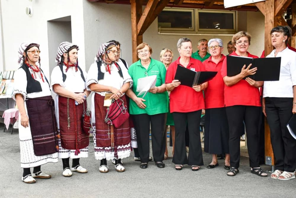 Naši korijeni: Očuvanje tradicije kroz pjesmu i ples u Bjeliševcu