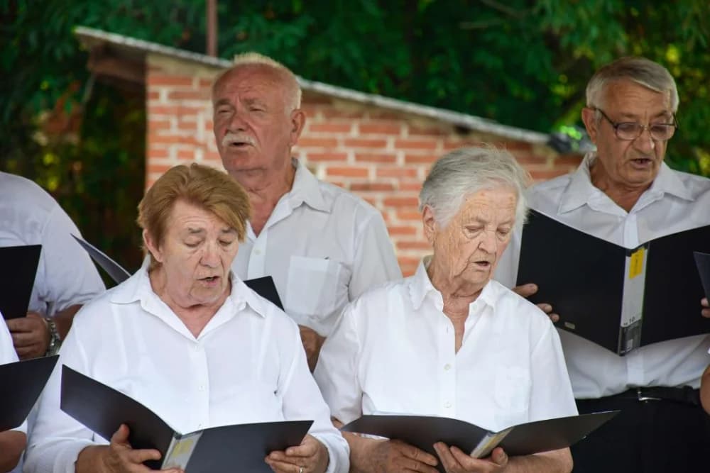 Naši korijeni: Očuvanje tradicije kroz pjesmu i ples u Bjeliševcu