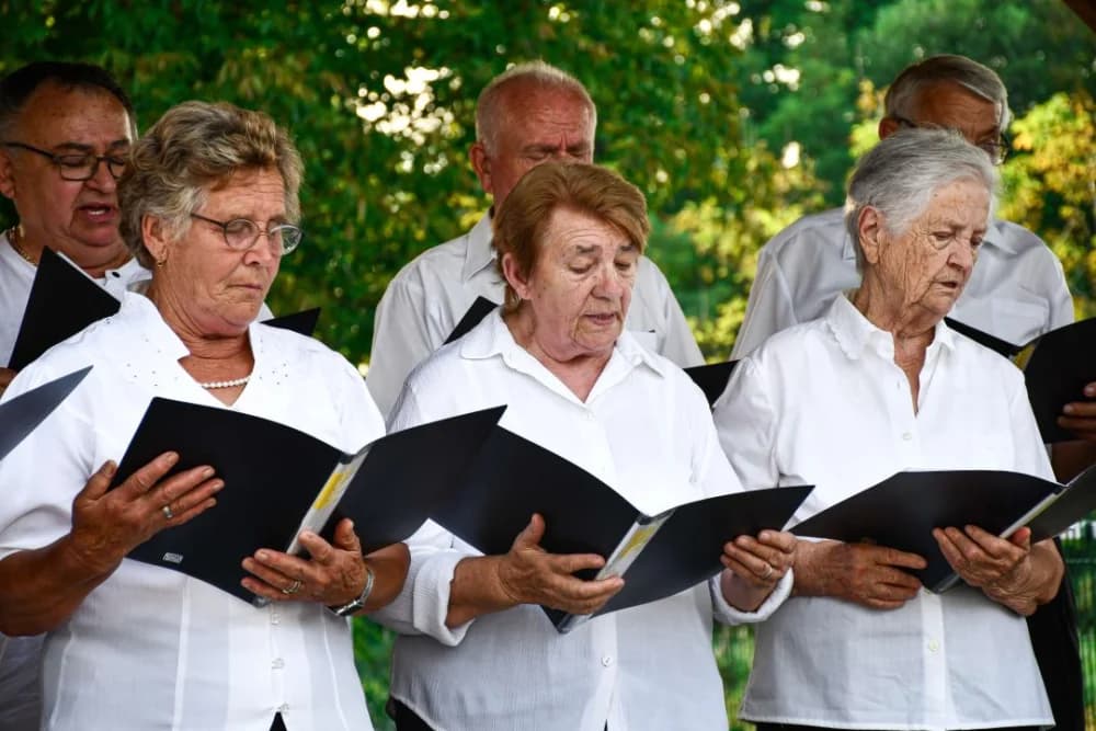 Naši korijeni: Očuvanje tradicije kroz pjesmu i ples u Bjeliševcu