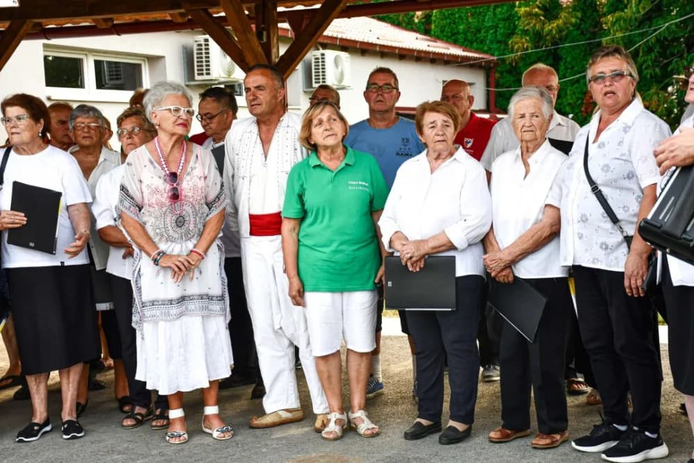 Naši korijeni: Očuvanje tradicije kroz pjesmu i ples u Bjeliševcu