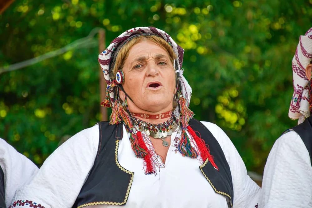 Naši korijeni: Očuvanje tradicije kroz pjesmu i ples u Bjeliševcu