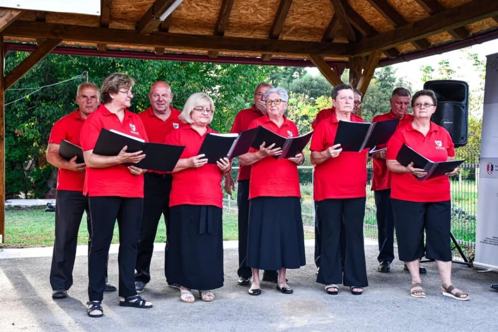 Naši korijeni: Očuvanje tradicije kroz pjesmu i ples u Bjeliševcu