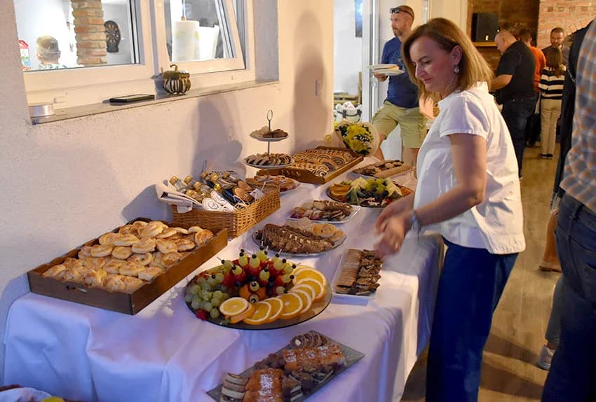 [FOTO] Ivanovići slavili otvorenje kuće za odmor, imendan i zaštitnika župe