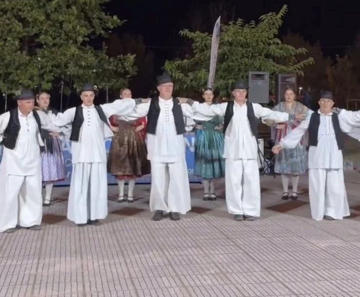 Na međunarodnom folklornom festivalu u Grčkoj pleternički KUD Orljava predstavio svoj grad i požeški kraj