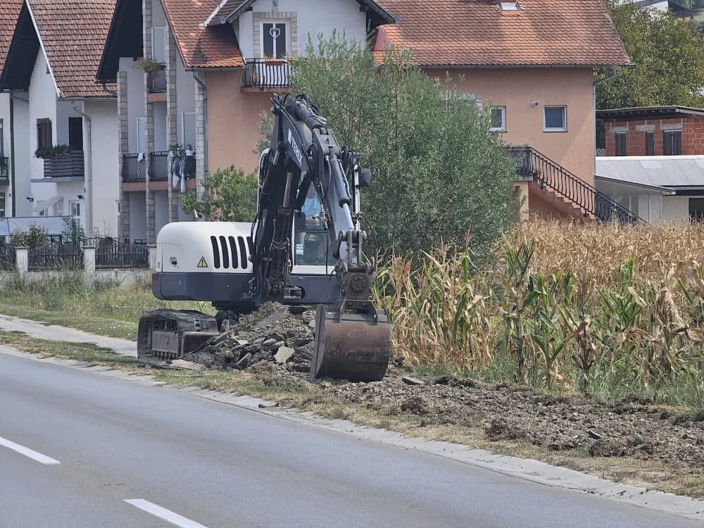 Započela izgradnja pješačko-biciklističke staze u Zagrebačkoj ulici: Vrijednost investicije nešto više od 150 tisuća eura