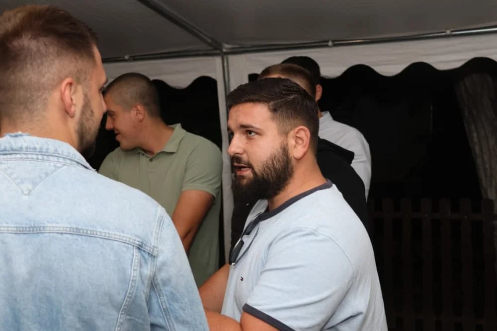 /FOTOGALERIJA/ Caffebar Camel u Kutjevu proslavio 30. obljetnicu rada: Kod nas u lokal dolaze kako one mlađe tako i starije generacije jer se ugodno osjećajuʼ
