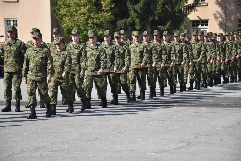 Svečanost u požeškoj vojarni 123. brigade: Prisegnuo 43. naraštaj ročnika na dragovoljnom osposobljavanju