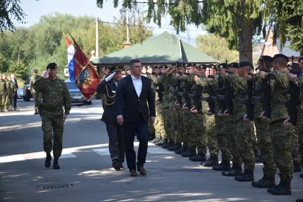Svečanost u požeškoj vojarni 123. brigade: Prisegnuo 43. naraštaj ročnika na dragovoljnom osposobljavanju