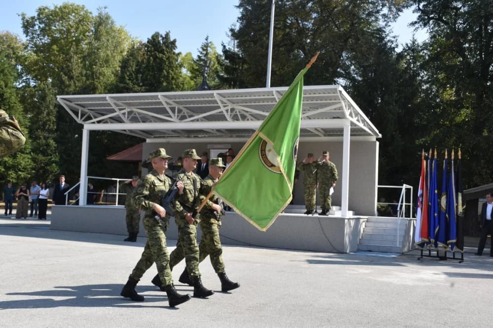 Svečanost u požeškoj vojarni 123. brigade: Prisegnuo 43. naraštaj ročnika na dragovoljnom osposobljavanju