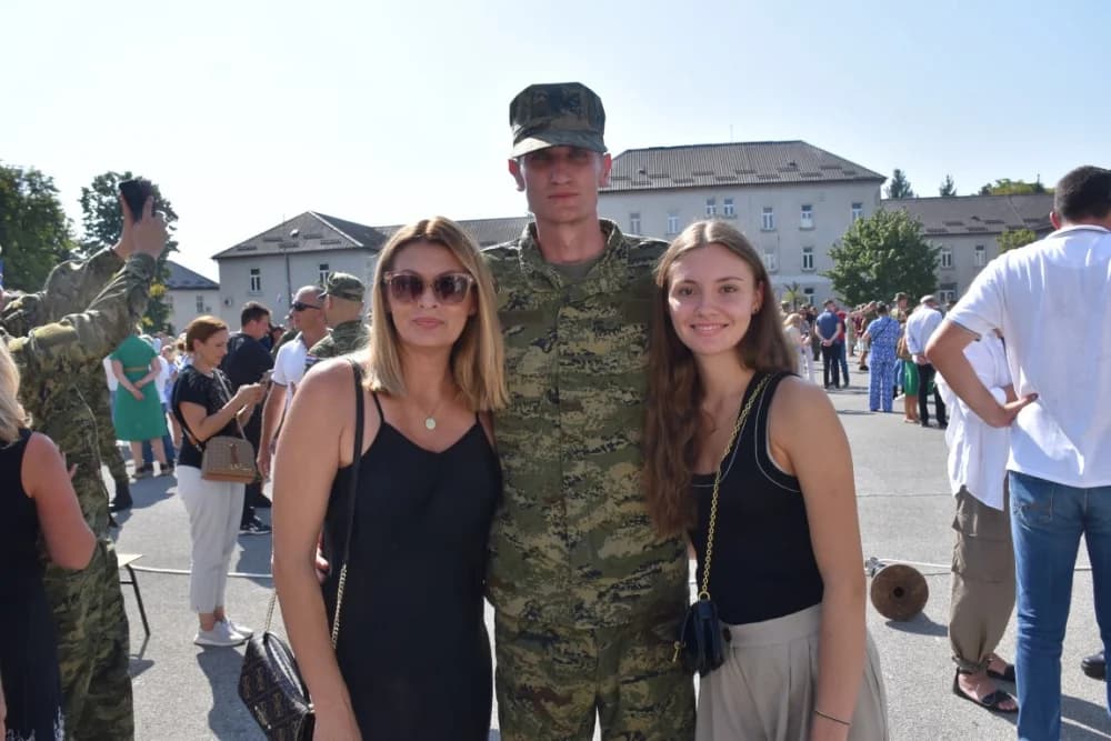 Svečanost u požeškoj vojarni 123. brigade: Prisegnuo 43. naraštaj ročnika na dragovoljnom osposobljavanju