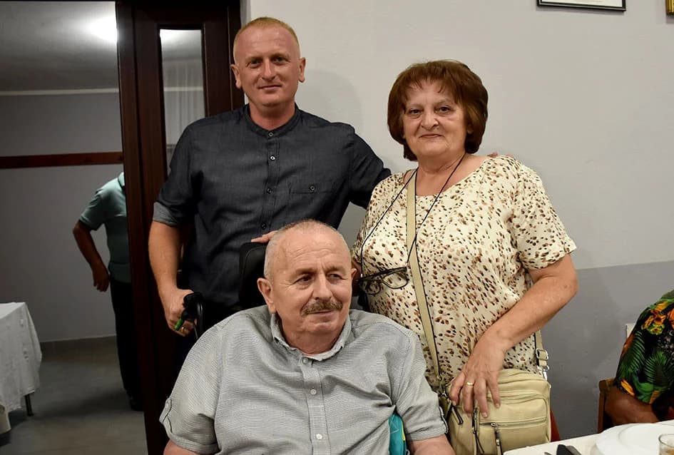 NOGOMETNA LEGRNDA MILE PAVELIĆ PROSLAVIO 40. ROĐENDAN: Brojni uzvanici na proslavi u Alilovcima