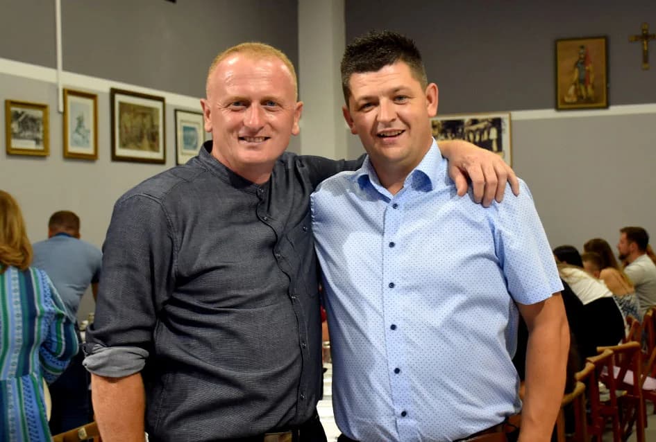 NOGOMETNA LEGRNDA MILE PAVELIĆ PROSLAVIO 40. ROĐENDAN: Brojni uzvanici na proslavi u Alilovcima