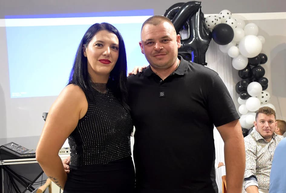 NOGOMETNA LEGRNDA MILE PAVELIĆ PROSLAVIO 40. ROĐENDAN: Brojni uzvanici na proslavi u Alilovcima