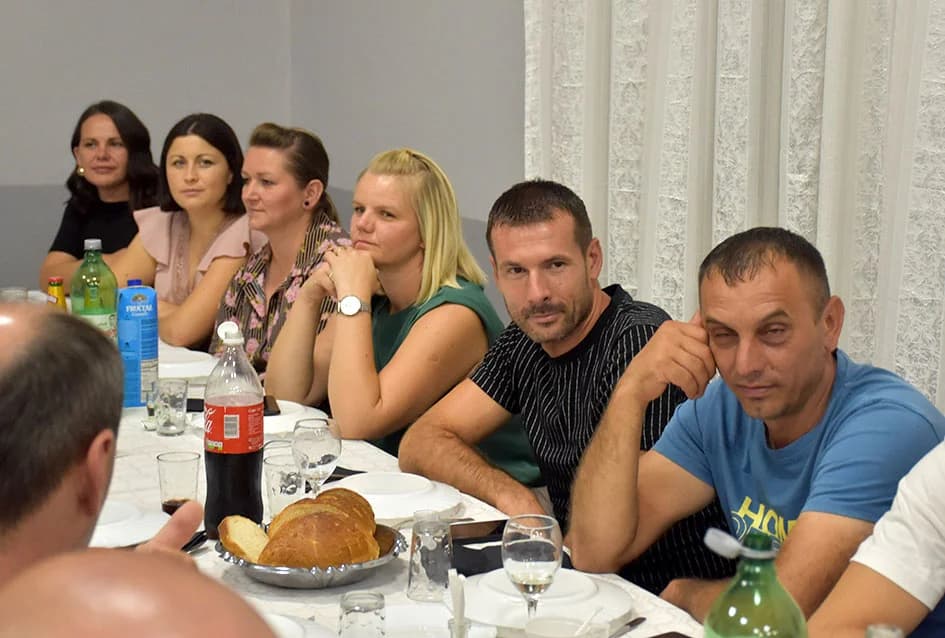 NOGOMETNA LEGRNDA MILE PAVELIĆ PROSLAVIO 40. ROĐENDAN: Brojni uzvanici na proslavi u Alilovcima
