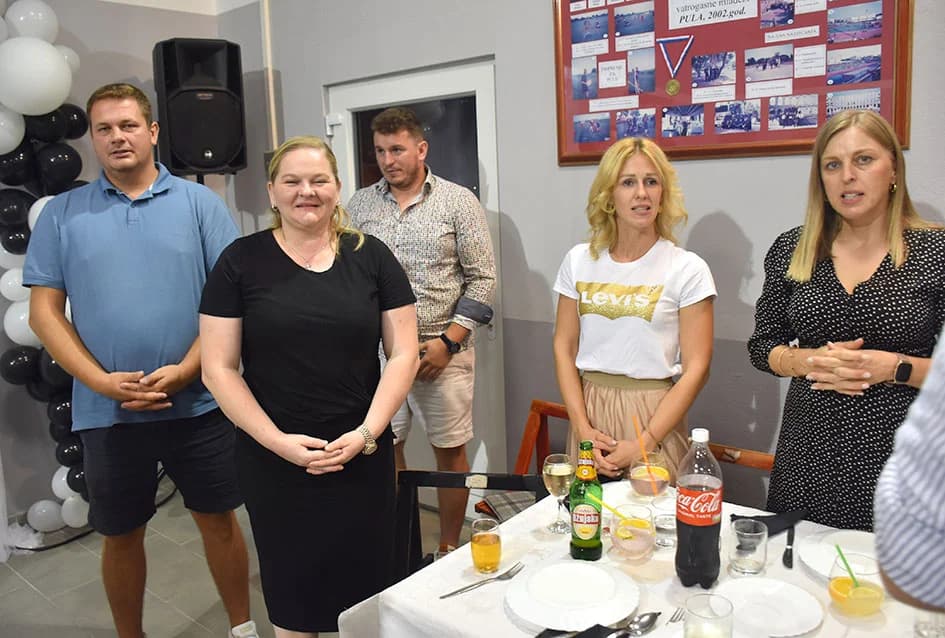 NOGOMETNA LEGRNDA MILE PAVELIĆ PROSLAVIO 40. ROĐENDAN: Brojni uzvanici na proslavi u Alilovcima