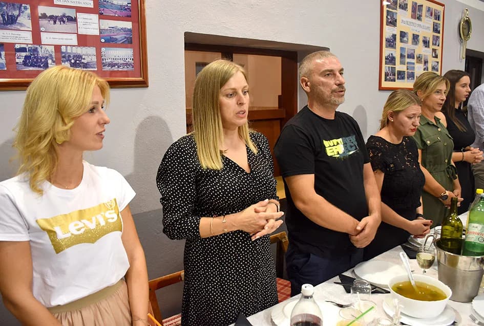 NOGOMETNA LEGRNDA MILE PAVELIĆ PROSLAVIO 40. ROĐENDAN: Brojni uzvanici na proslavi u Alilovcima