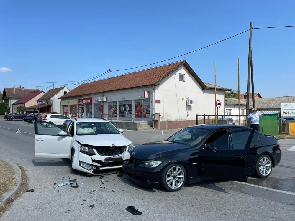 Prometna nesreća u Velikoj: Jedna osoba ozlijeđena