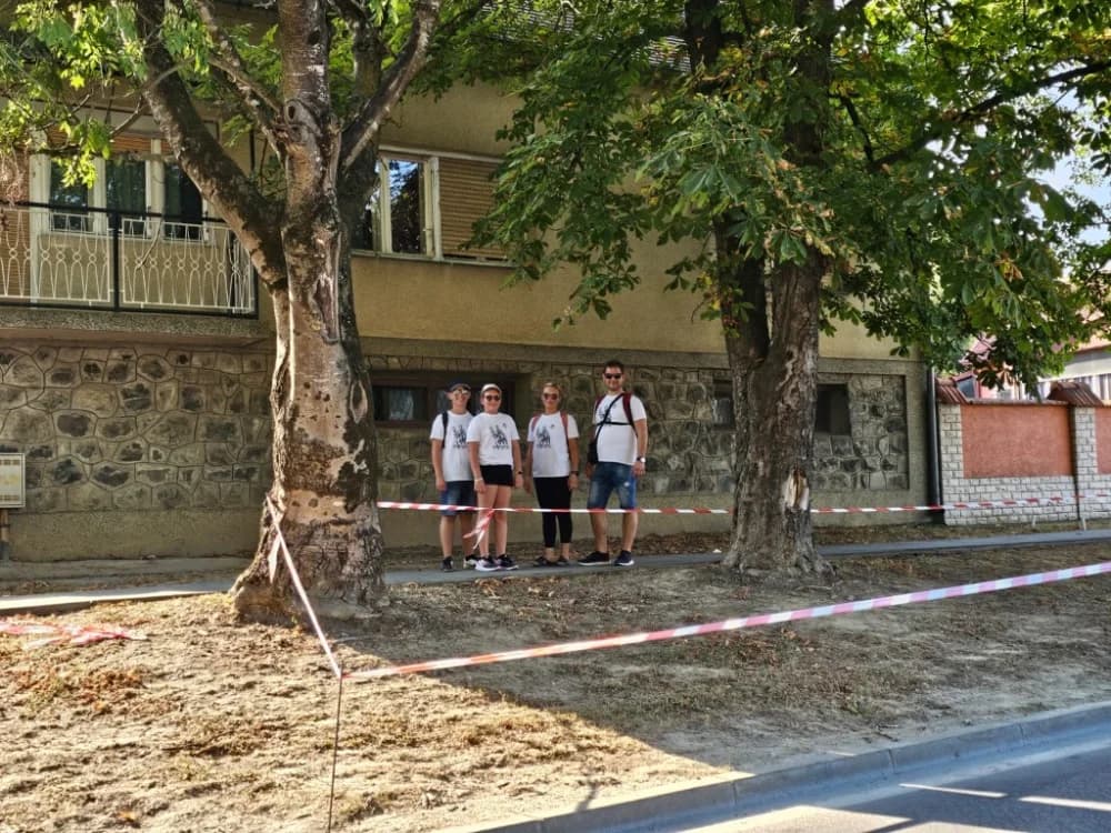 Najmlađi pješak-hodočasnik pleterničkoj Gospi dvogodišnji Leon Matijević s ocem Leonardom